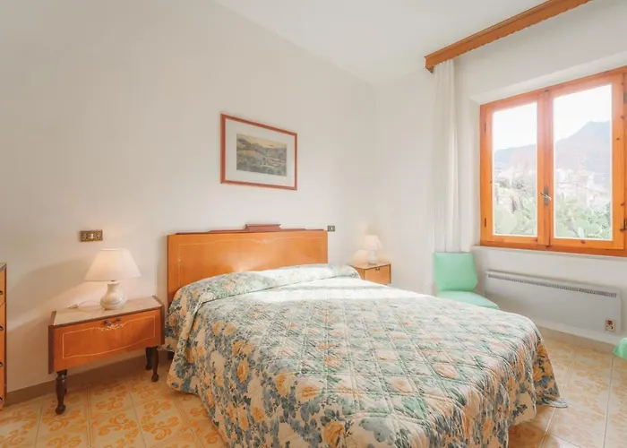 Casa Fiorella A -goelba Апартаменты Помонте
