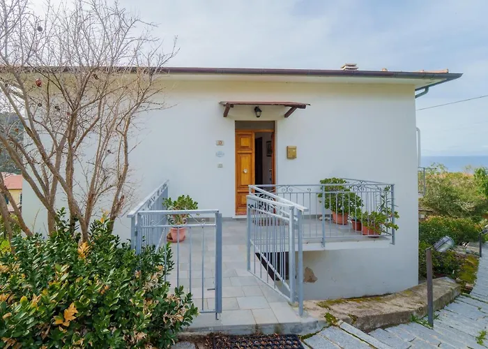 Casa Fiorella A -goelba Апартаменты *